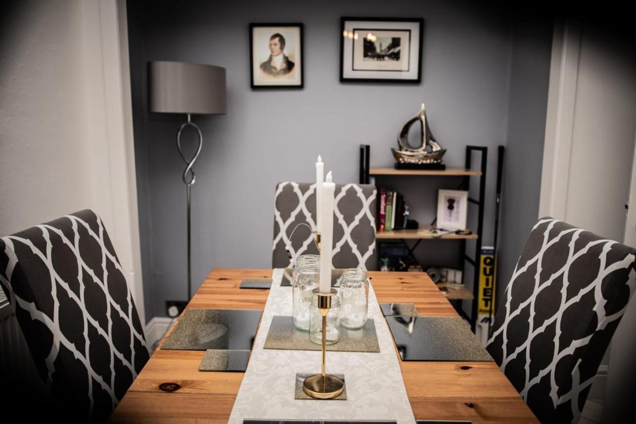 Rose Apartment 2-Bed Town Centre Apartment In Ayr Luaran gambar