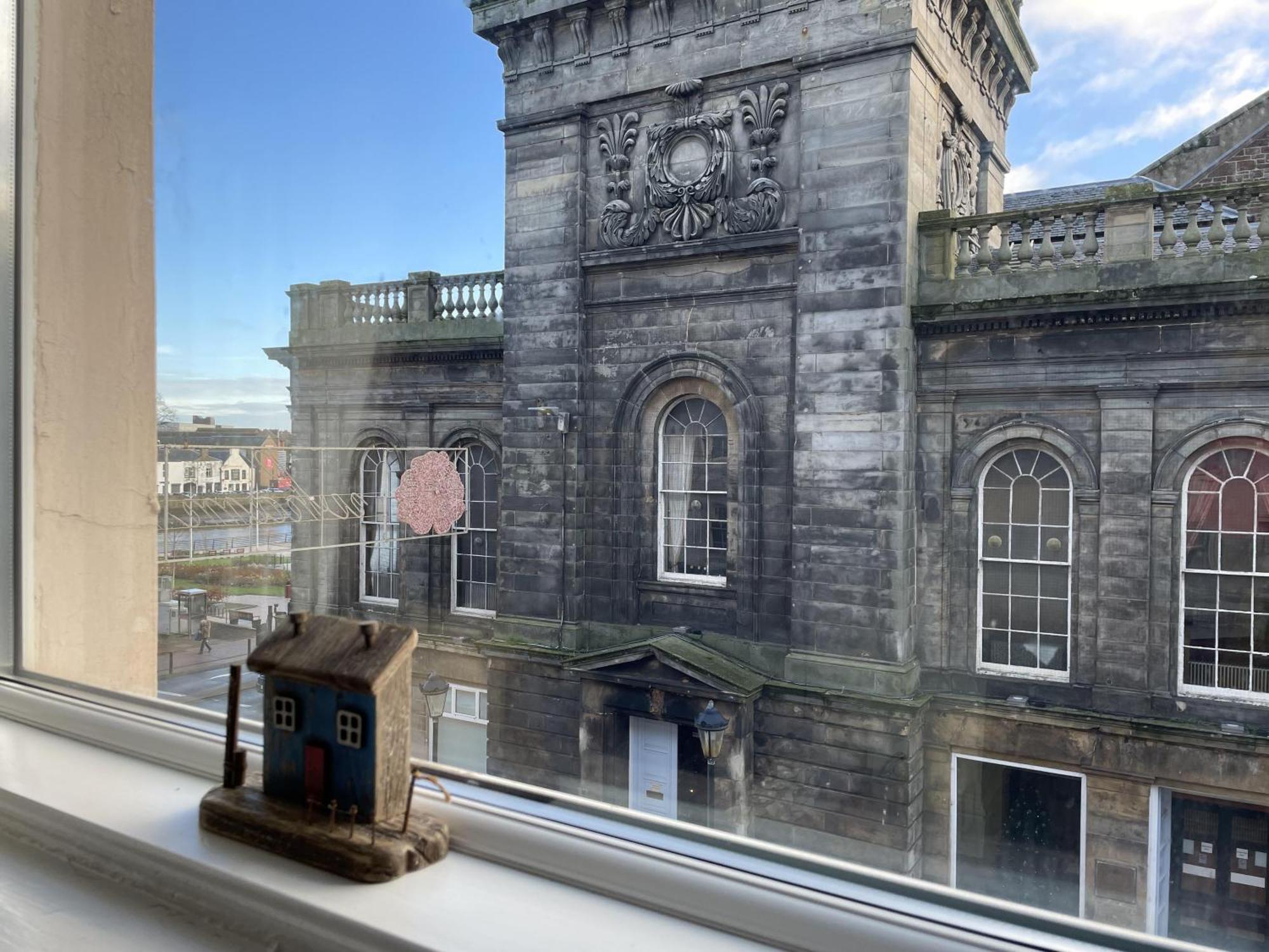 Rose Apartment 2-Bed Town Centre Apartment In Ayr Luaran gambar